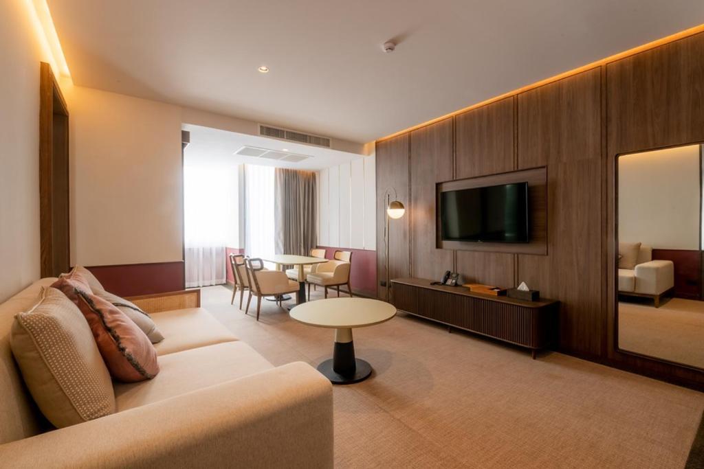Hotel Moco 乌隆他尼 外观 照片