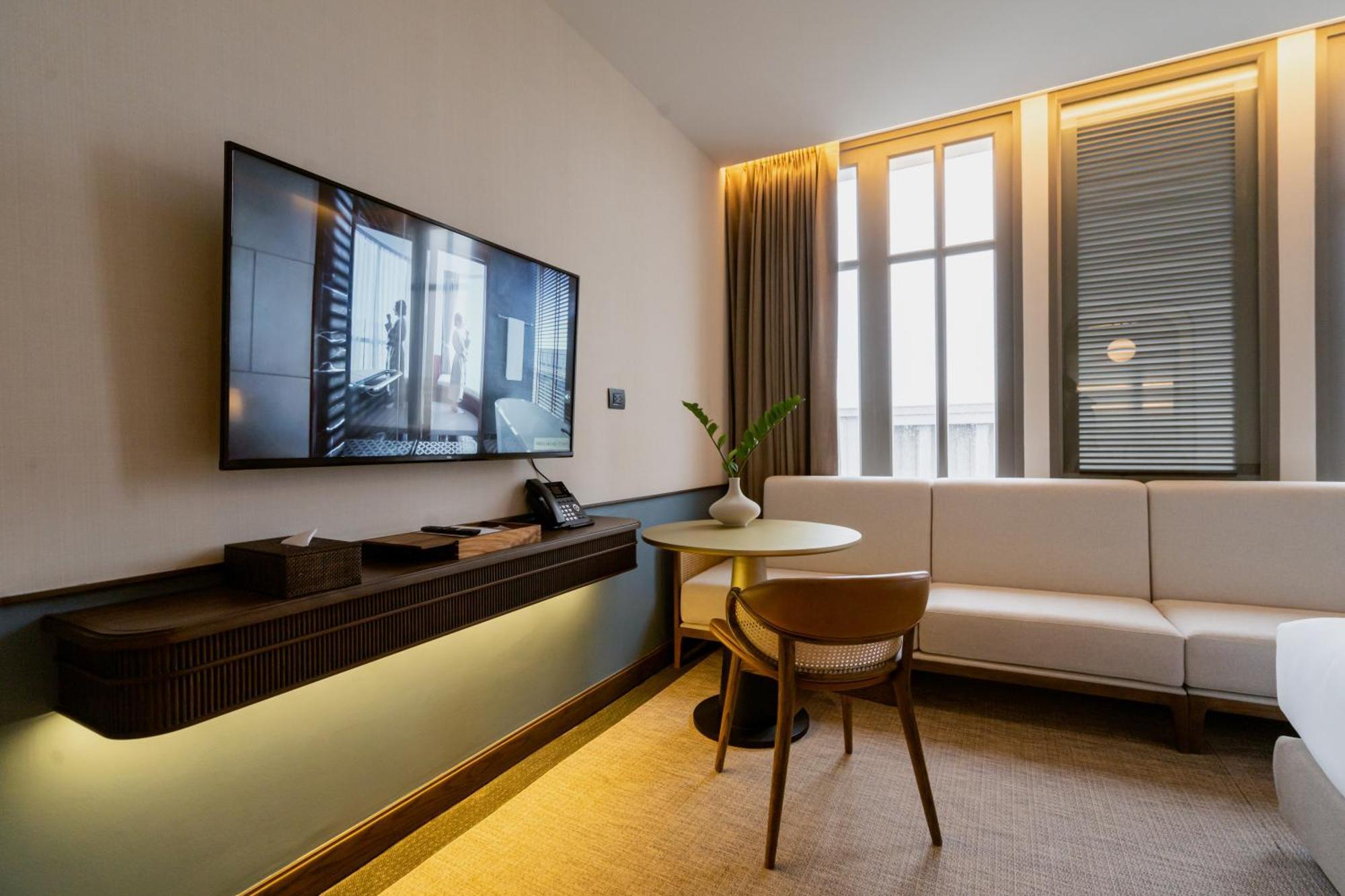 Hotel Moco 乌隆他尼 外观 照片