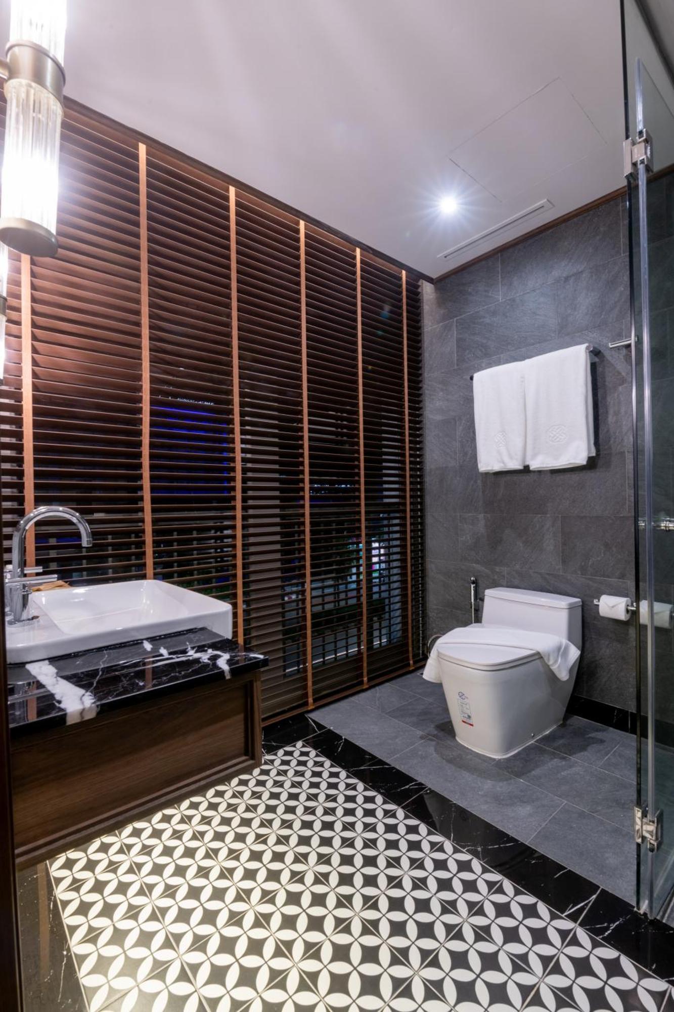 Hotel Moco 乌隆他尼 外观 照片